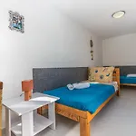 Manta Villa