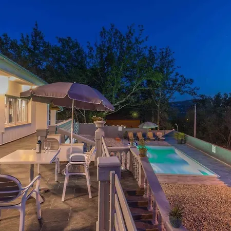 Manta Villa