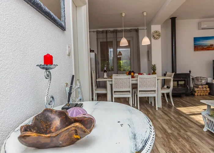 Manta ツリクヴェニツァ